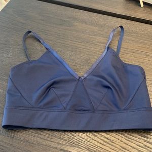 Heroine Sport navy blue sports bra